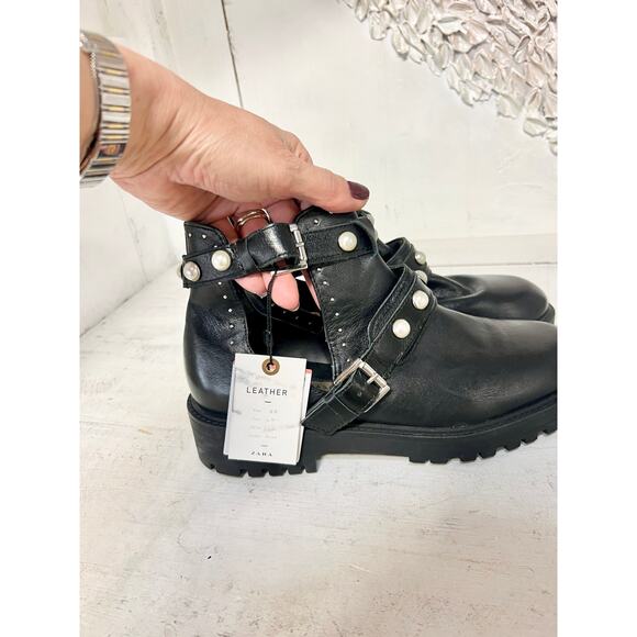 NWT Zara Leather Studded Pearl Cutout Ankle Biker Bootie Black Women's Size 7.5 - Picture 7 of 10